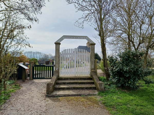 Wieringen - Stroe toegangspoort Heidense Kapel 