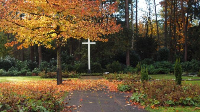 Lage Vuursche - Kloosterbegrafplaats